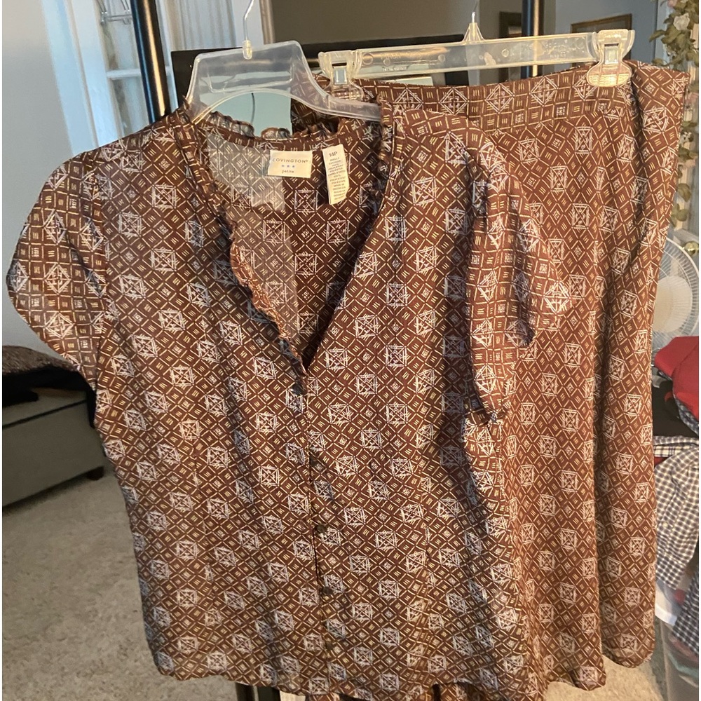 Covington 14p Very nice condition almost new two piece adorable